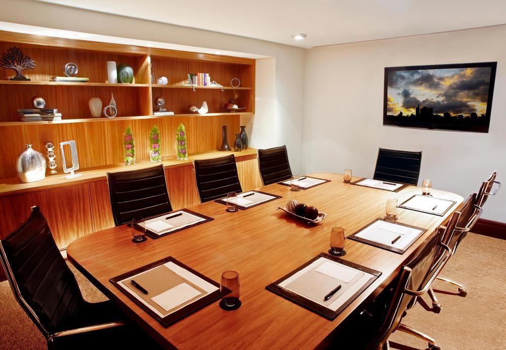 Renaissance Sao Paulo Hotel Exteriör bild A boardroom at a hotel