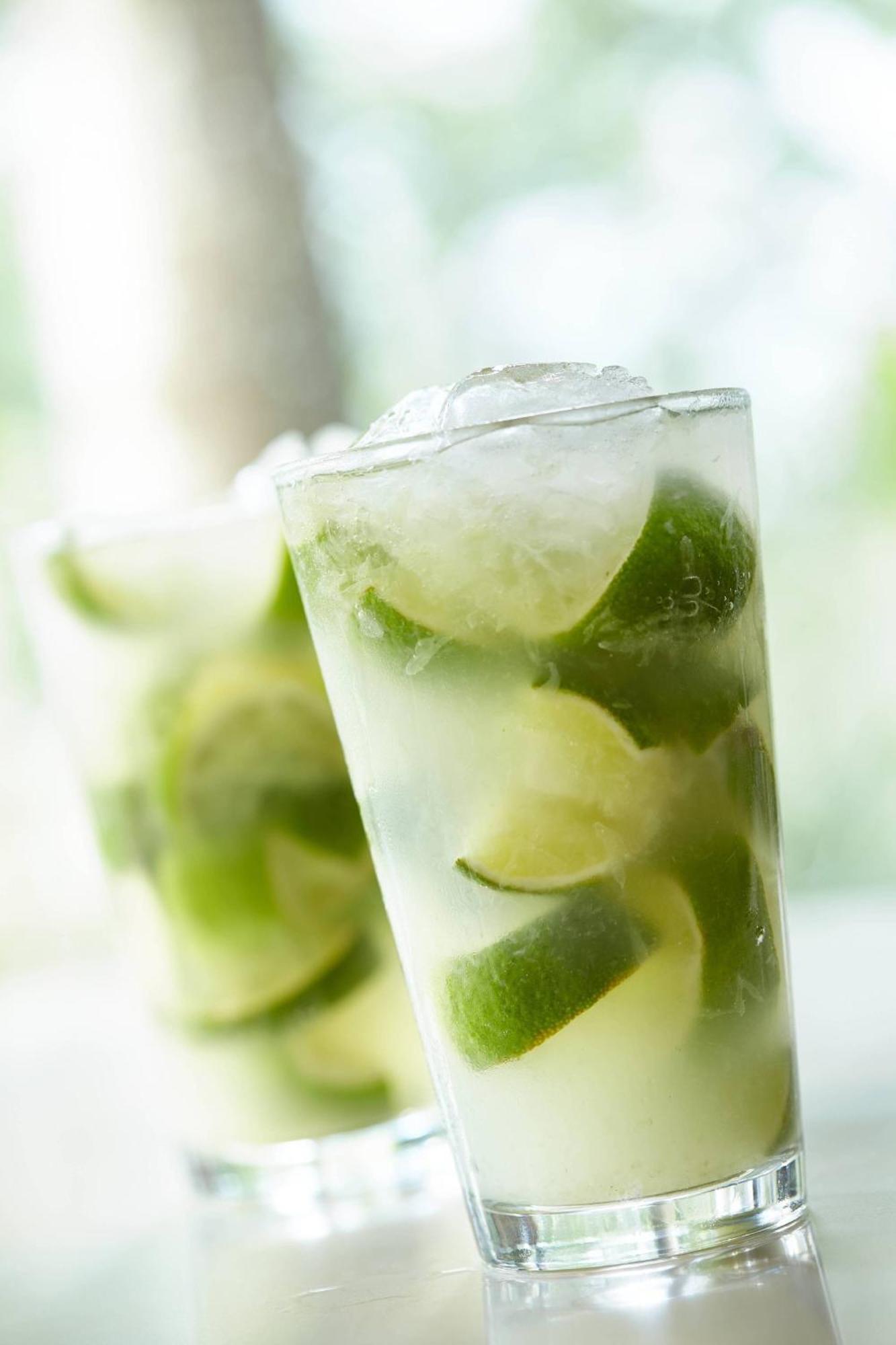 Renaissance Sao Paulo Hotel Exteriör bild A caipirinha